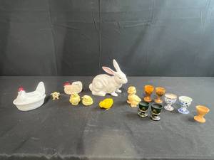 lot 300 image: Collection of Ceramic and Glass Easter Decor with Goebel Chicks and Egg Cups