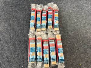 lot 33 image: 10 Ol Roy Dog Chew Sticks