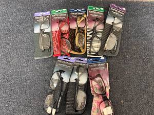 lot 63 image: 8 Pairs Of Foster Grant Reading Glasses