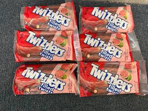 lot 239 image: 5 Twizzlers Filled Twists