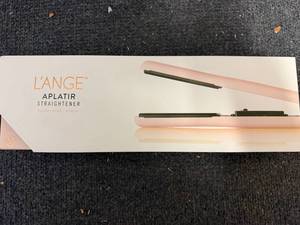 lot 6 image: LAnge Straightener - Blush