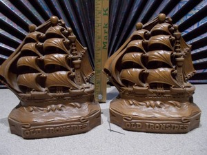 lot 49 image: These are vintage Old Ironsides bookends