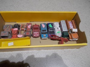 lot 71 image: This is a lot of vintage diecast toy cars and trucks, likely from brands such as TootsieToy, Matchbox, or Lesney.