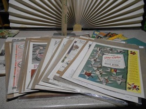 lot 149 image: The image shows a collection of assorted vintage print ephemera