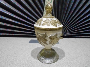lot 168 image: This is a vintage Jeannette Glass Company covered compote or candy dish