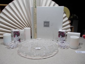 lot 275 image: This vintage crystal set appears to be a Mikasa serving platter with matching candle holders