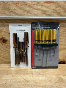 lot 163 image: Screwdriver and ball end driver set (lot of 2)