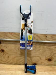 lot 180 image: PikStik TelescoPik 30 - 44 in. Telescoping Reacher Grabber Tool 5 lb. pull