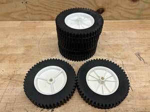 lot 240 image: Plastic Wheels (lot of 6)