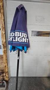 lot 11 image: Robinson Ransbottom Blue Crown #2 without lidNorman Rockwell Pictues