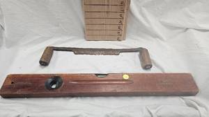 lot 15 image: Vintage Drawknife and Vintage Stanley Level