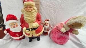 lot 136 image: Vintage Santa Lot