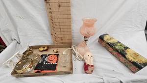 lot 117 image: Gone with the Wind Syle Glass Lamp, Cupie Figure, Jewelry Box