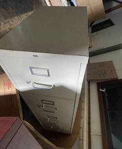 lot 50 image: Gray 4-Drawer Filing Cabinet - Office Steel Storage with Label Holders