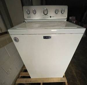 lot 51 image: Maytag Commercial Technology Top-Load Washer