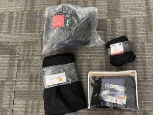 lot 113 image: King Size Bedding