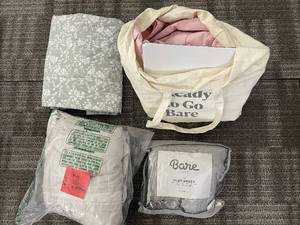 lot 121 image: Bare King Sized Sheets