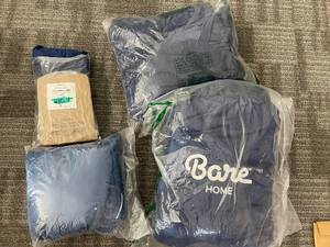 lot 138 image: Queen Sized Flannel Fitted and Flat Sheets and Two Small Throw Blankets