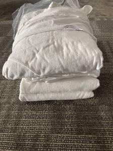 lot 148 image: Bare 100% Flannel Cotton Sheet Set Full XL