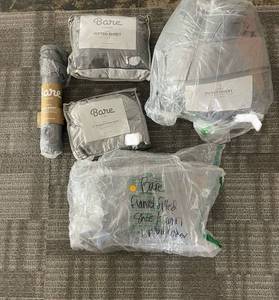 lot 154 image: Bare Home Twin XL Bedding Bundle - Duvet Insert Down Alternative & 3 22-Inch Pocket Fitted Sheets & Bed Skirt