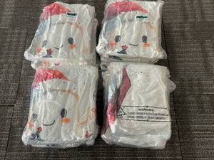 lot 168 image: 12 Snowman Throw Blanket - 50 in x 60 in