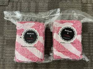 lot 170 image: Bedsure X Marilyn Monroe Throw Blanket - 50 x 60 in (130 x 150 cm) 2-Pack