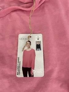 lot 201 image: Serra Pink Relaxed T-Shirt & Fleece-Lined Leggings Set - Size M