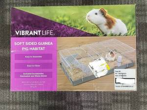 lot 215 image: Vibrant Life Soft Sided Guinea Pig Habitat - Includes Haybasket & Water Bottle