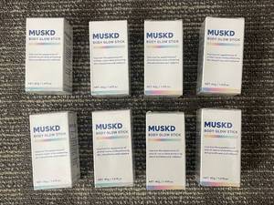lot 450 image: MUSKD Body Glow Sticks - 8-Pack