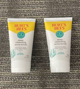 lot 452 image: Burts Bees Deep Cleansing Acne Scrub 4 oz - 2-Pack