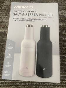 lot 512 image: Ambiano Electric Gravity Salt & Pepper Mill Set