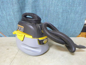 lot 21 image: Stinger WetDry Vacuum