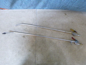 lot 29 image: 2 Air Hose Nozzles