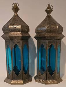 lot 154K image: LL-BR - Pair of Moroccan Filigree Lanterns with Turquoise Glass - 20 in tall, 7 in base