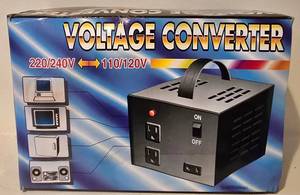 lot 158K image: LL-BR - Voltage Converter SM-800DE 220240V to 110120V 800W