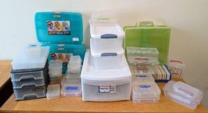 lot 48 image: UL - ClearView 17 Qt Storage Bin - Assorted Plastic Containers, Lids & Boxes