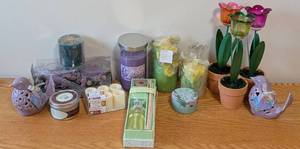 lot 53 image: UL - Candles & Holders - Assorted New Scented Candles, Diffuser & Ceramic Bird Holder