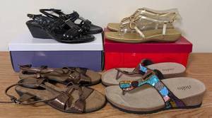 lot 82 image: UL - Sandals - Womens 4 Pairs (Sizes 8 x 3, 7.5 x 1)