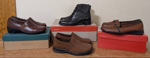 lot 84 image: UL - Womens Shoes Lot - Dr. Scholls 7.5 Donata Kohls 8.5 Black Boots 8.5 Brown Loafers 8.5