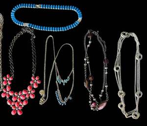 lot 291C image: B2 - Costume Jewelry Lot - Turquoise Bead Bracelet, Pink Floral Necklace, Silver Chains