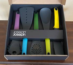 lot 61R image: K - Joseph Joseph Elevate 5-Piece Kitchen Tools Set