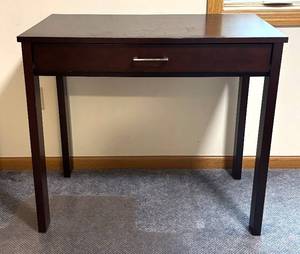 lot 70R image: BR - Expresso Desk