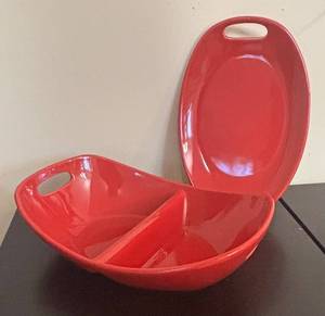 lot 192R image: LR - Rachael Ray Serving Bowl & Platter Set