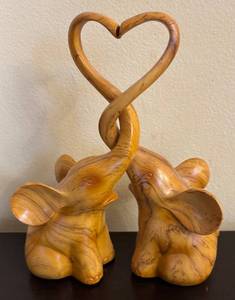 lot 224R image: K - Pair of Hand-Carved Wooden Heart Motif Elephant Sculptures