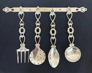 lot 230R image: LR - Serving Utensil Set with Display Bar