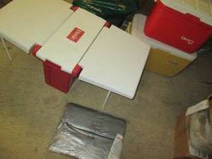 lot 39 image: 3 Coolers, one folds out into a tab...