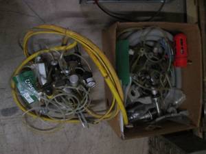 lot 91 image: Box of chicken butchering clipper p...