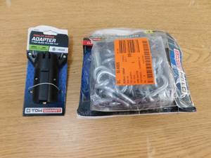 lot 117 image: Trailer Safety Chain kit & 7 way light adapter.