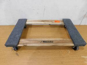 lot 54 image: Milwaukee 1,000 lb. Capacity Furniture Dolly
