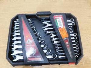 lot 154 image: Husky SAEMM Combination Wrench Set (24-Piece)